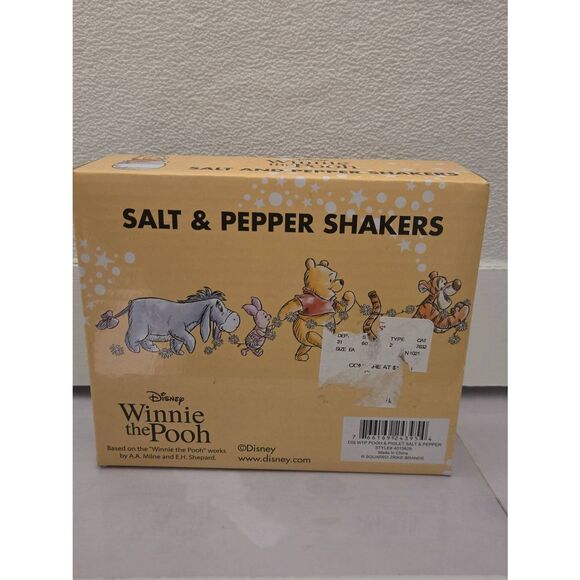 Disney Winnie The Pooh & Piglet Salt & Pepper Shakers - Picture 2 of 2